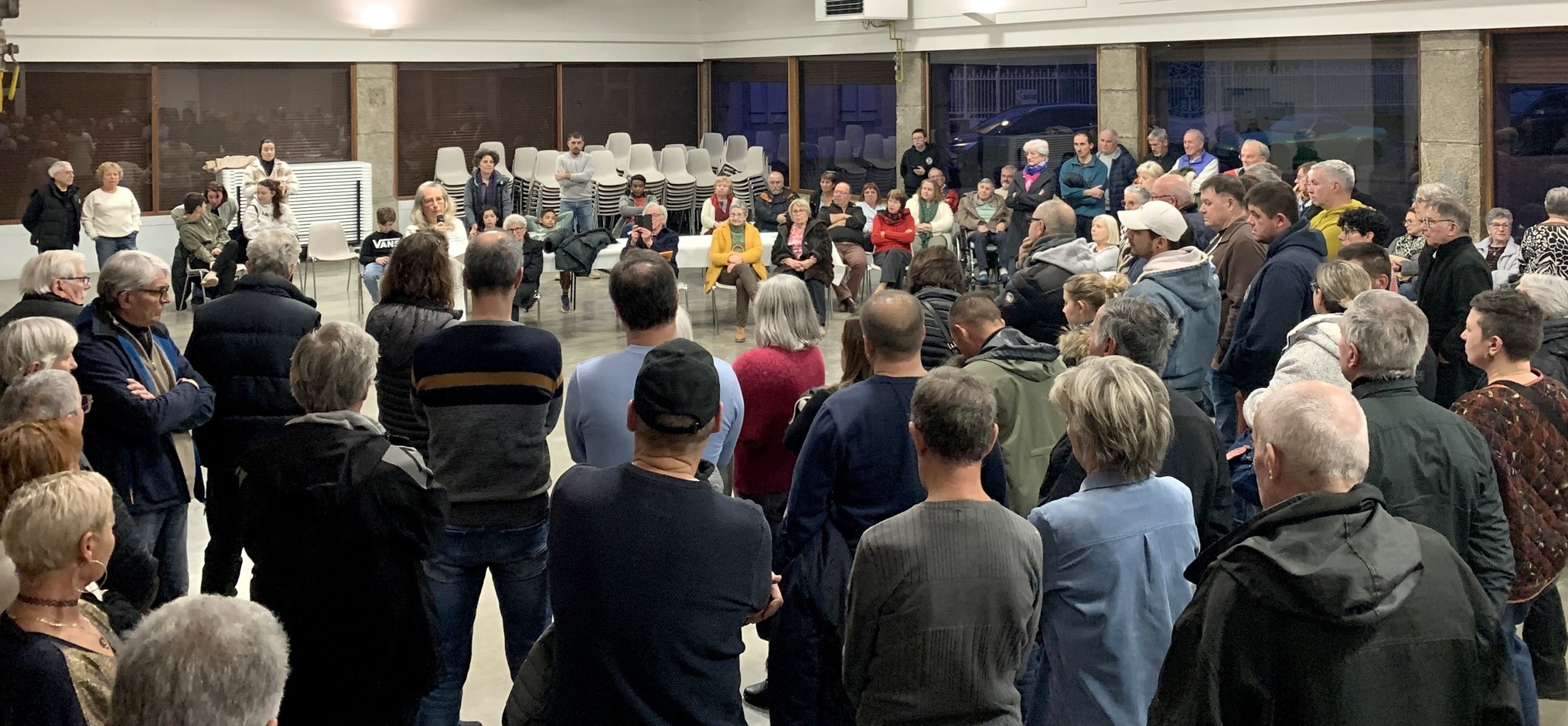 Une belle assistance pour assister à l'allocution de Claire Vougny et aux voeux du conseil municipal de Labarthe-Rivière.