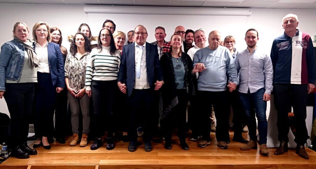 Vendredi 30 janvier 2026, auditorium Hôtel de Lassus, Jacques Gallet entouré de ses colistières et colistiers.