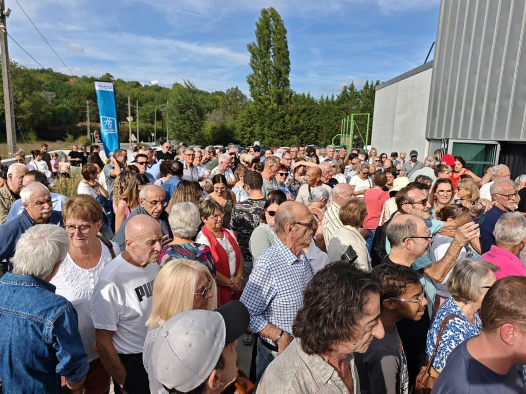« Le Bon Lieu » réunit une médiathèque moderne et une salle polyvalente de 250 places, au service de la vie culturelle et associative de Bouloc.